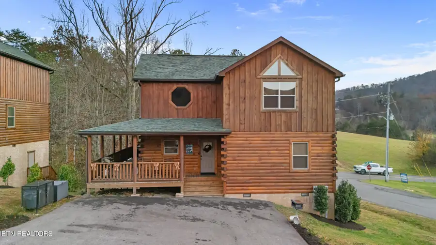 304 City View Way, Pigeon Forge, TN 37863 - Image #2