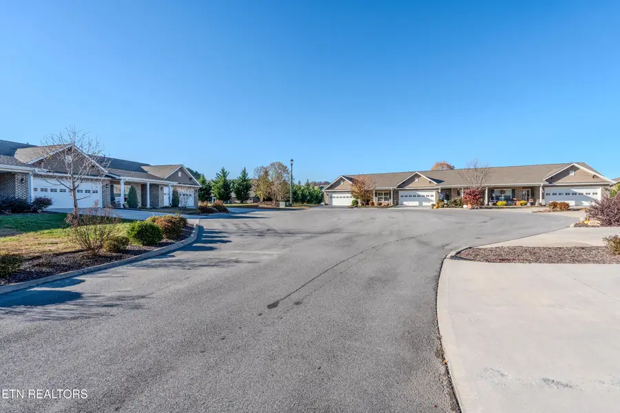 415 Larkspur Way, Sevierville, TN 37862 - Image #2