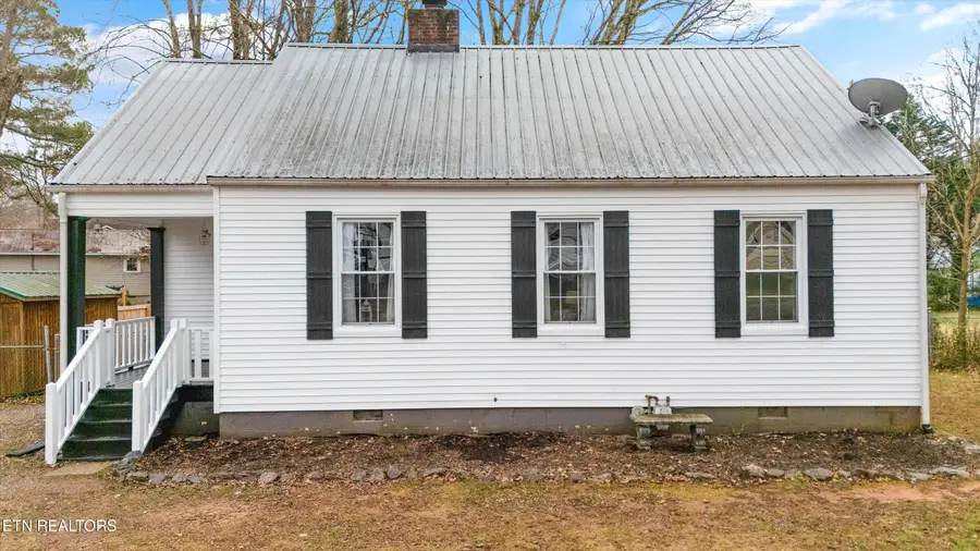 925 Barnabas St, Athens, TN 37303 - Image #2