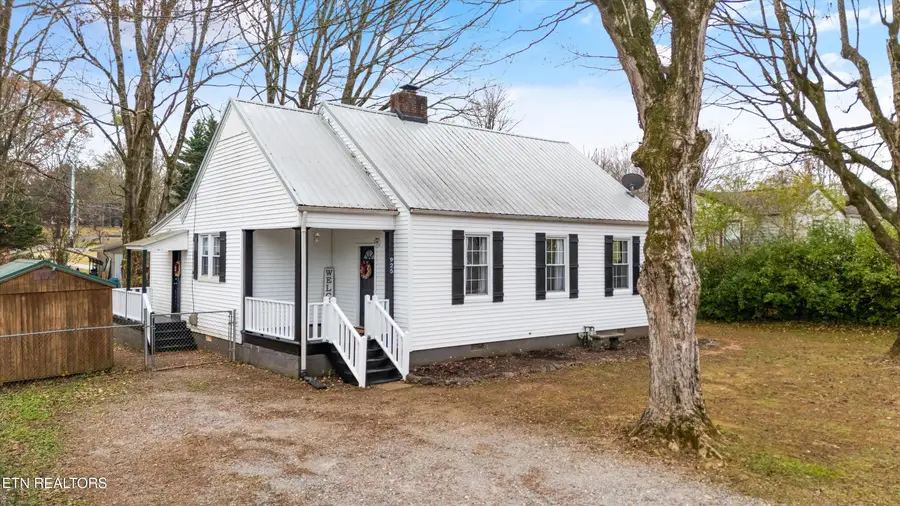 925 Barnabas St, Athens, TN 37303 - Image #3