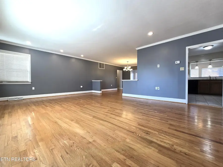 1719 Scenic Drive, Maryville, TN 37803 - Image #2