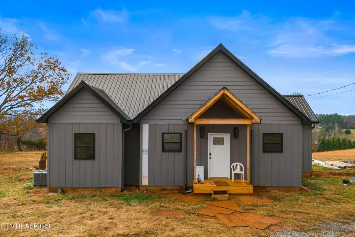 141 Robert Lee Drive, Newport, TN 37821 - Image #1