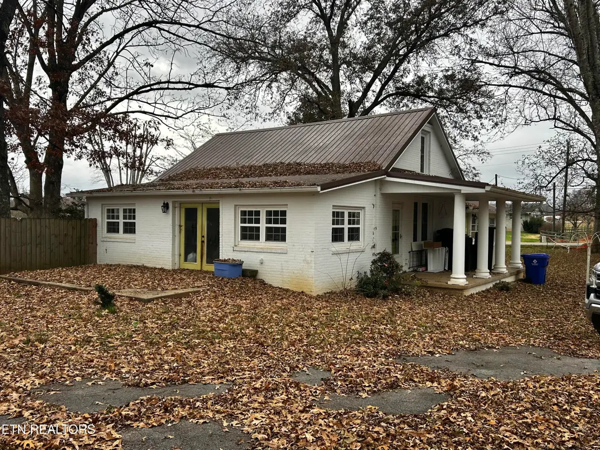 104 Helms Drive, Madisonville, TN 37354 - Image #1