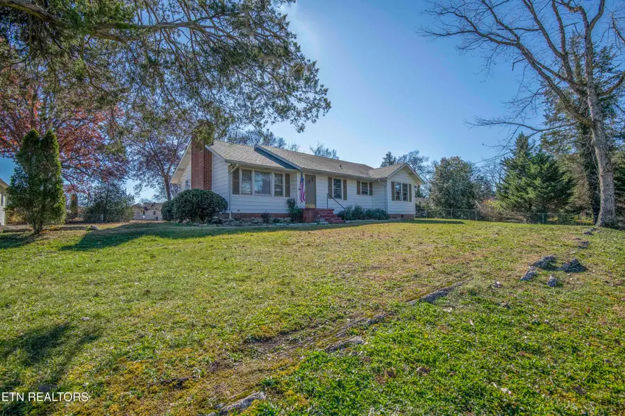 404 Douglas Lane, Clinton, TN 37716 - Image #2