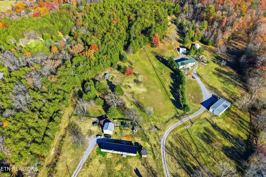 1526 Tom Mccall Rd, Maryville, TN 37801 - Image #2