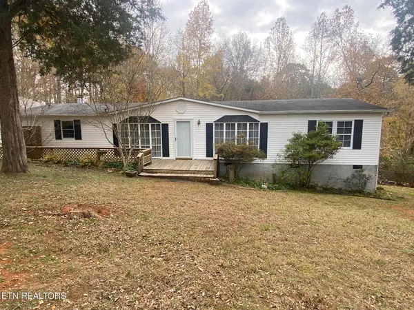 425 Lake Harbor Drive, Kingston, TN 37763