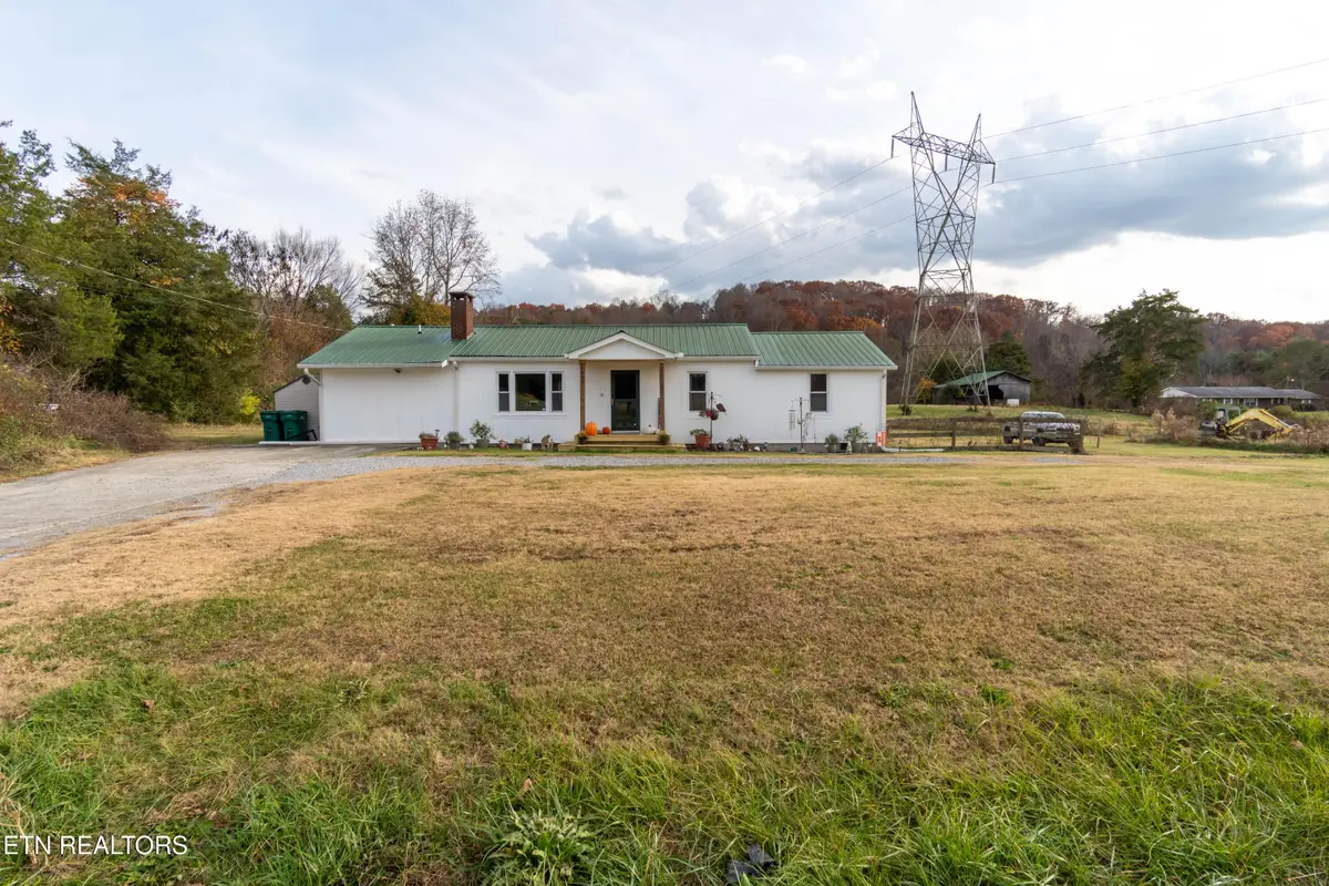 1055 Hines Valley Rd, Lenoir City, TN 37771 - Image #1