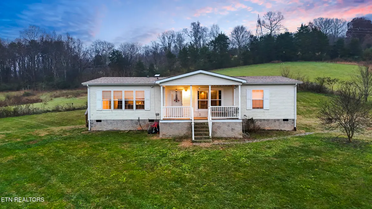 4066 Indian Ridge Rd, Blaine, TN 37709 - Image #1
