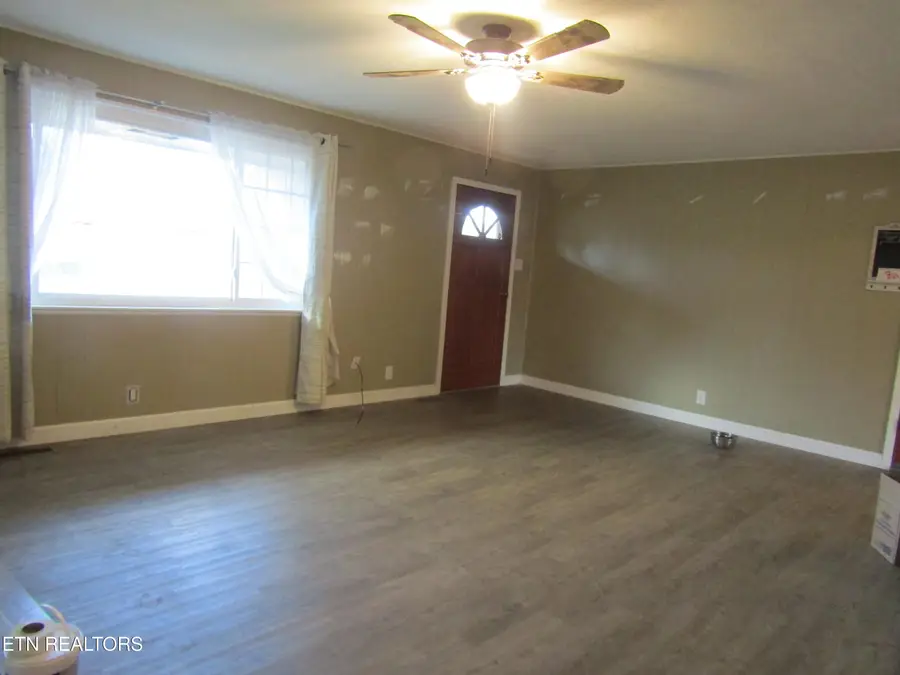 2718 Mayfield Drive, Talbott, TN 37877 - Image #3