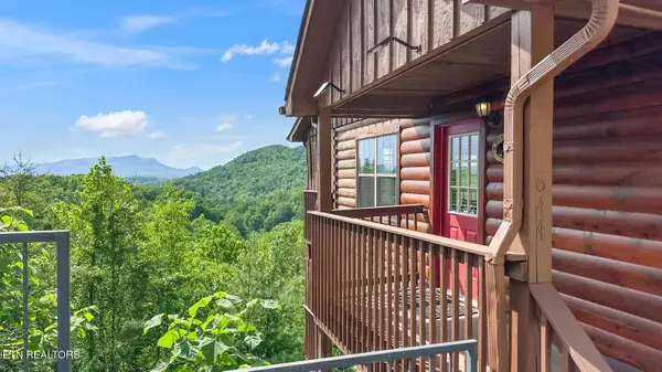 1644 Pinewood Way, Sevierville, TN 37862
