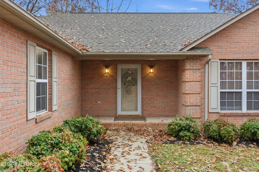 445 Timbercreek Drive, Maryville, TN 37803 - Image #2