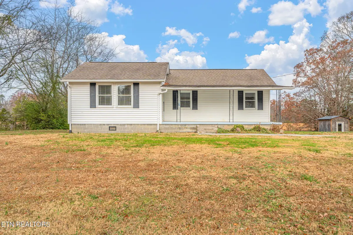 2950 Craigs Chapel Rd, Greenback, TN 37742 - Image #1