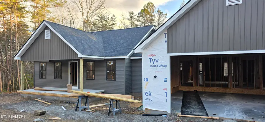 323 Cumberland Cove Rd, Monterey, TN 38574 - Image #2