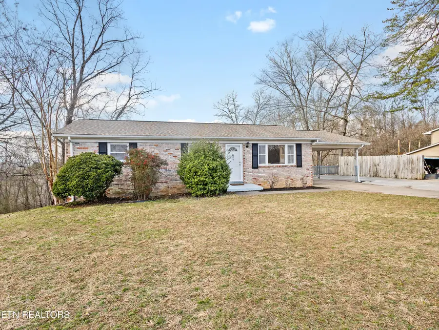 809 W Ridgecrest Drive, Kingston, TN 37763 - Image #2