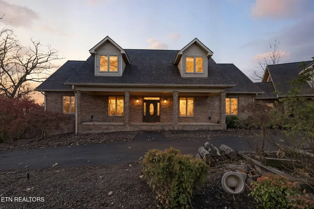 306 Teague Lane, Sevierville, TN 37862 - Image #1