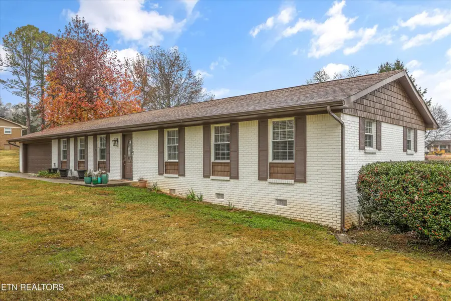 4516 Green Castle Rd, Louisville, TN 37777 - Image #2