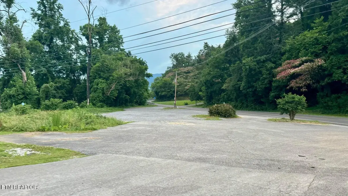 7018 E Lamar Alexander Pkwy, Townsend, TN 37882 - Image #1