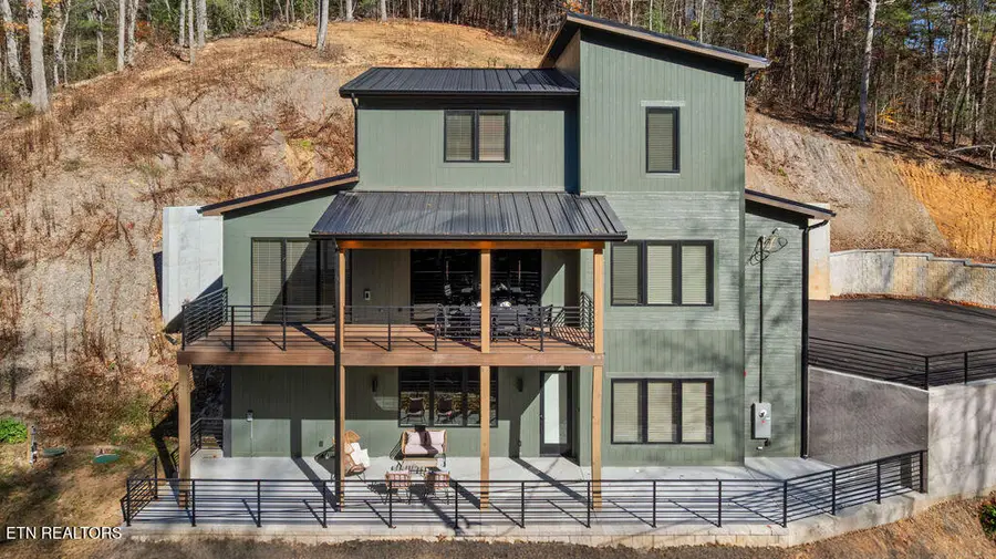 1590 Bear Valley Rd, Sevierville, TN 37876 - Image #2