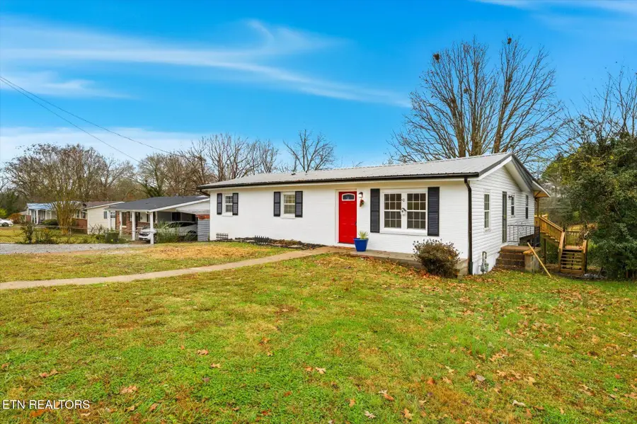 425 Cumberland Ave, Athens, TN 37303 - Image #3