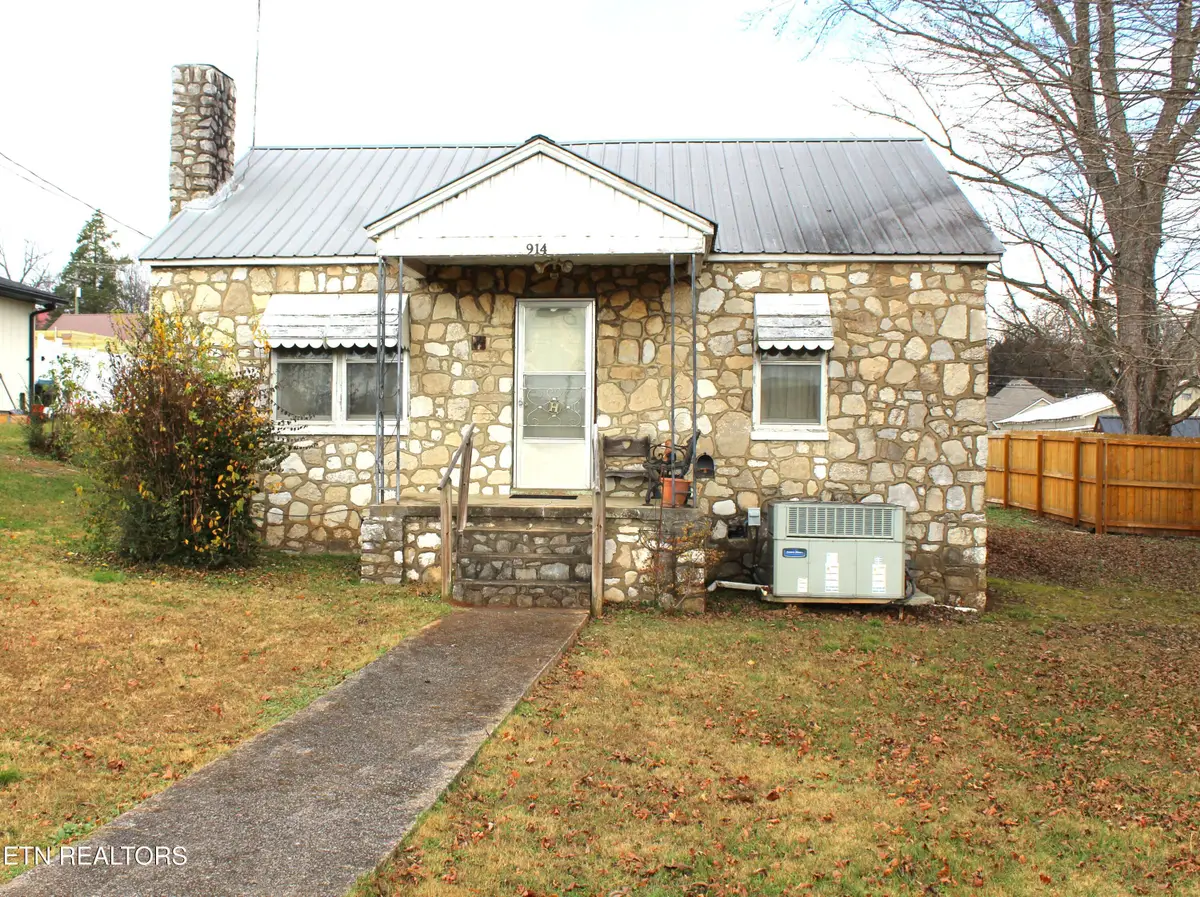 914 Cannon Ave, Sweetwater, TN 37874 - Image #1