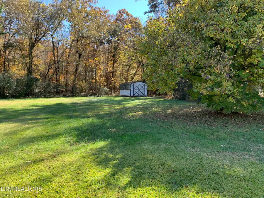 107 Woodlawn Drive Drive, Kingston, TN 37763 - Image #3