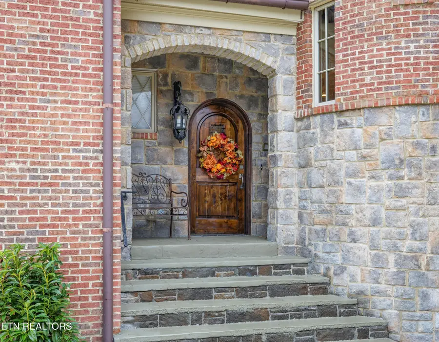 1818 Calgary Falls Lane, Knoxville, TN 37931 - Image #2