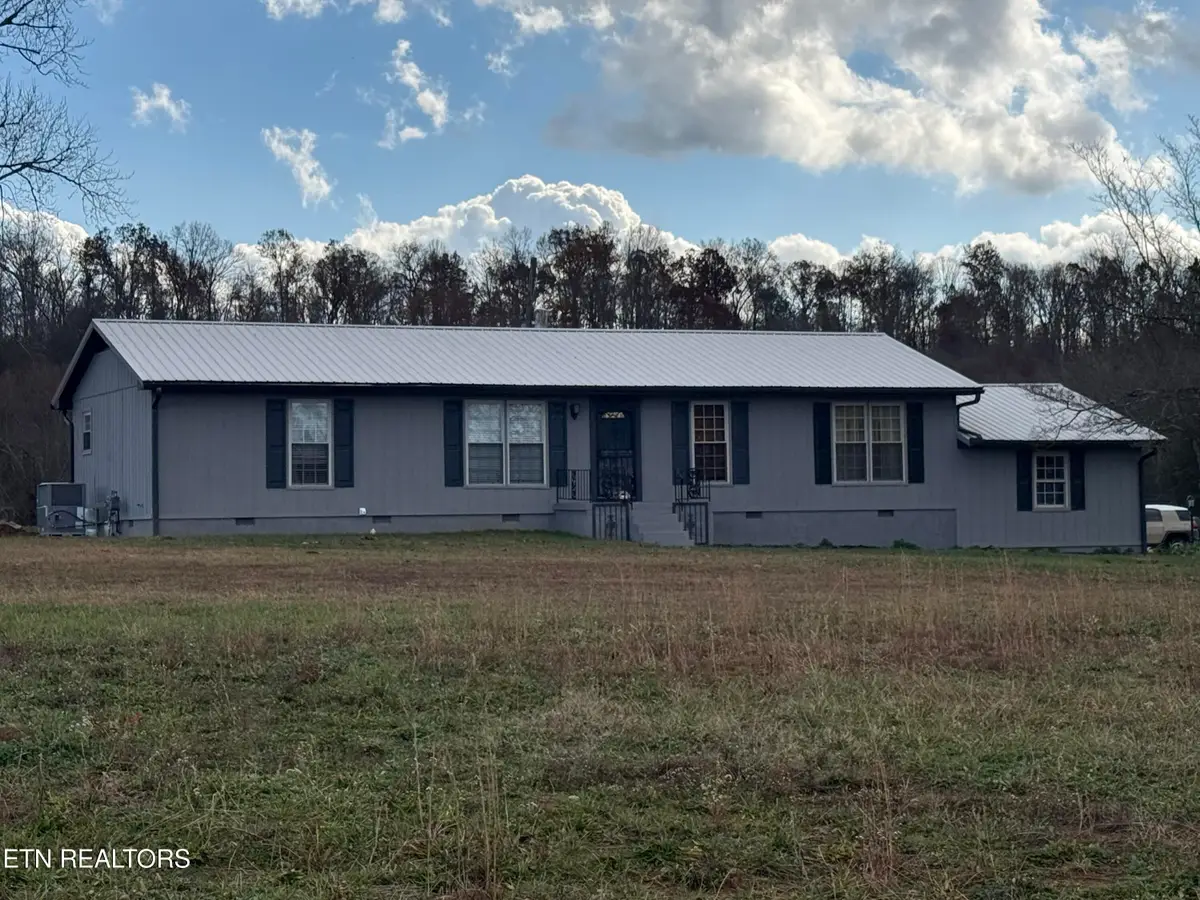 1195 Smith Valley Rd, Lenoir City, TN 37772 - Image #1