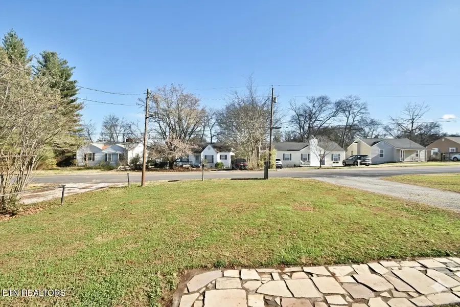 255 Currie Ave, Maryville, TN 37804 - Image #3