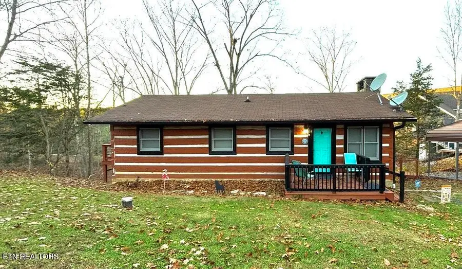 1129 Peninsula Rd, Sevierville, TN 37876 - Image #2