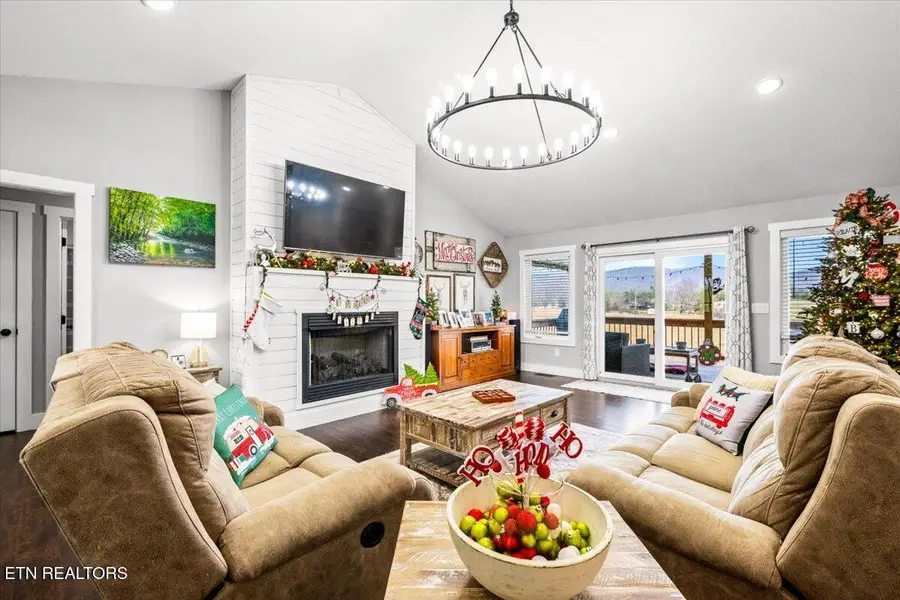 129 Austin Lane, Jacksboro, TN 37757 - Image #3