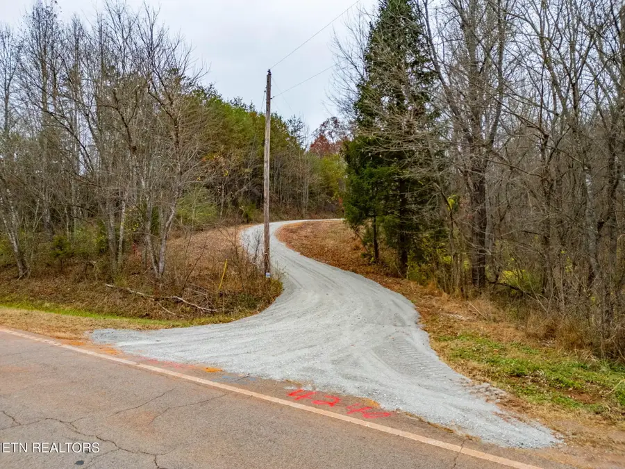 4231 Sweetwater Vonore Rd Rd, Sweetwater, TN 37874 - Image #2