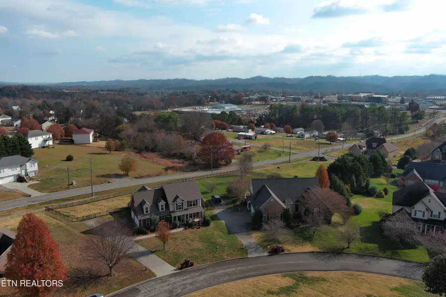 730 Deep Woods Lane, Seymour, TN 37865 - Image #2