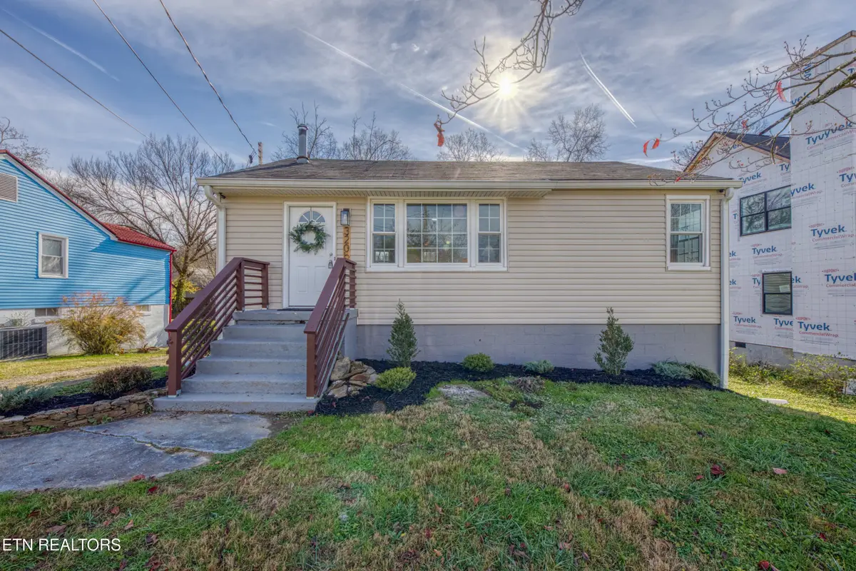3206 Boright Drive, Knoxville, TN 37917 - Image #1