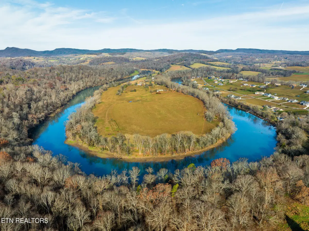 598 Horse Shoe Bend Rd, Blaine, TN 37709 - Image #1