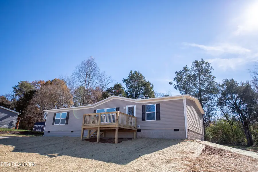 189 Meadow Lawn Drive, Englewood, TN 37329 - Image #2