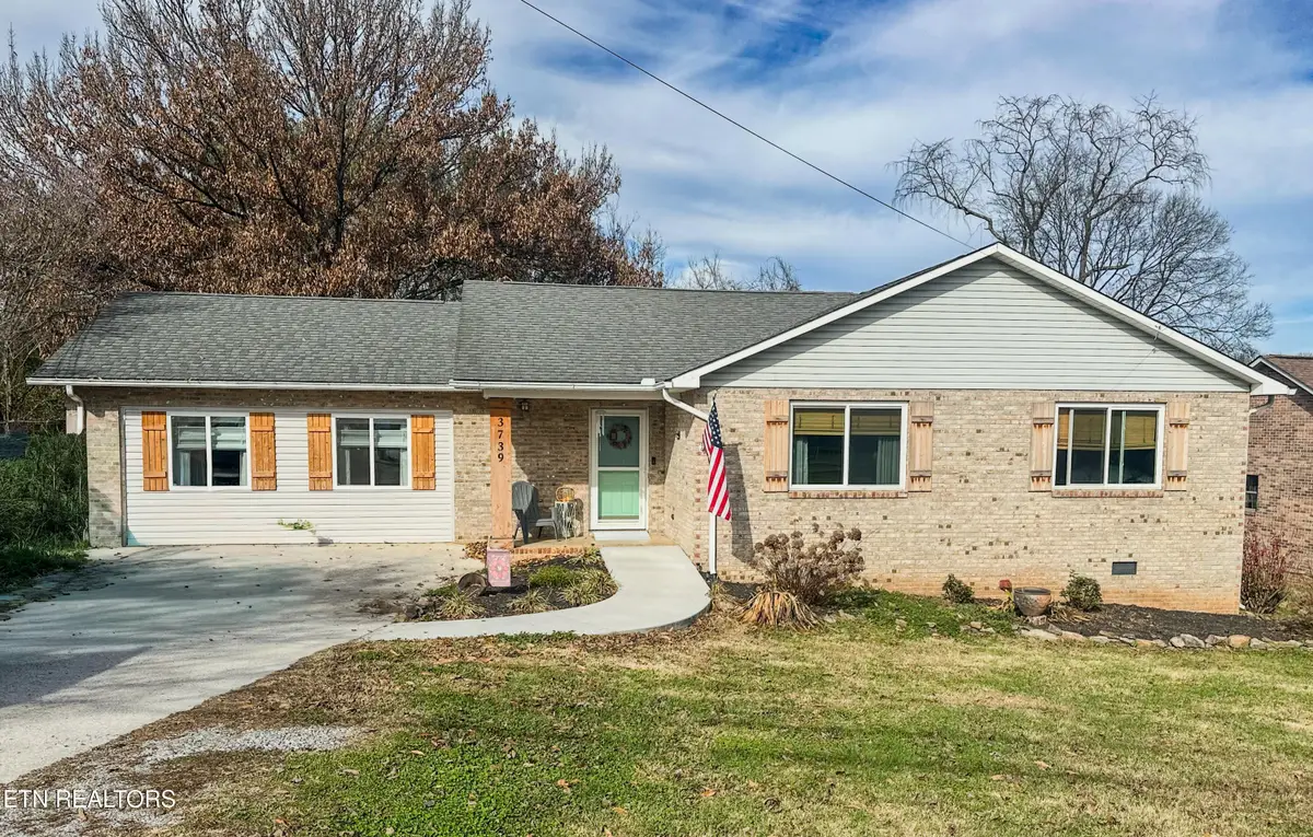 3739 Williams Mill Rd, Rockford, TN 37853 - Image #1