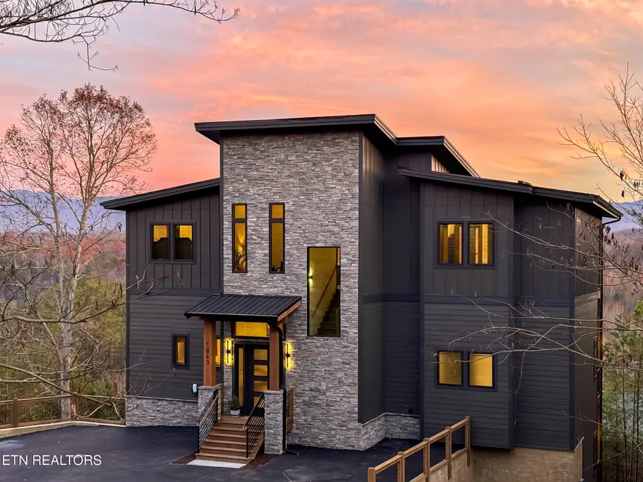 1843 Wild Briar Tr, Sevierville, TN 37876 - Image #2