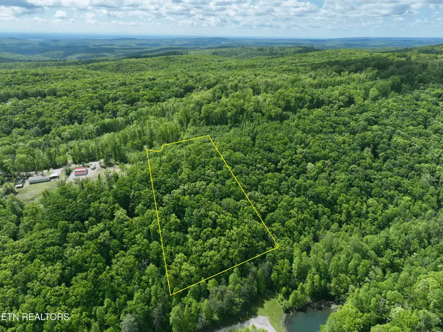 Lower Eagles Nest Rd, Crab Orchard, TN 37723 - Image #2