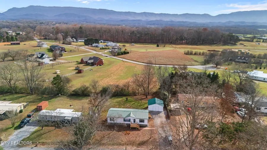 821 Clark St, Seymour, TN 37865 - Image #2