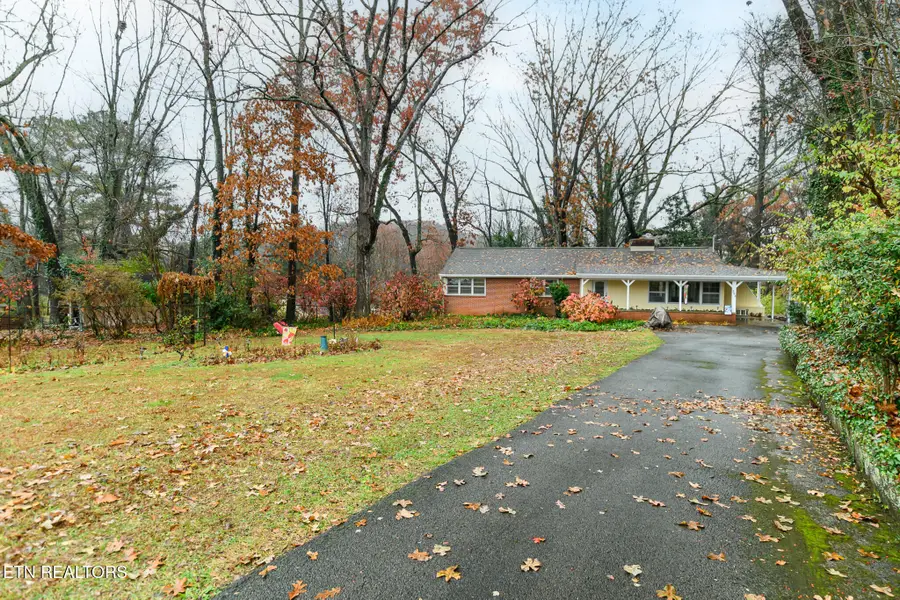 383 East Drive, Oak Ridge, TN 37830 - Image #2