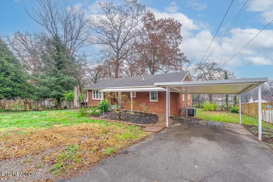 1624 Everett Ave, Maryville, TN 37804 - Image #3