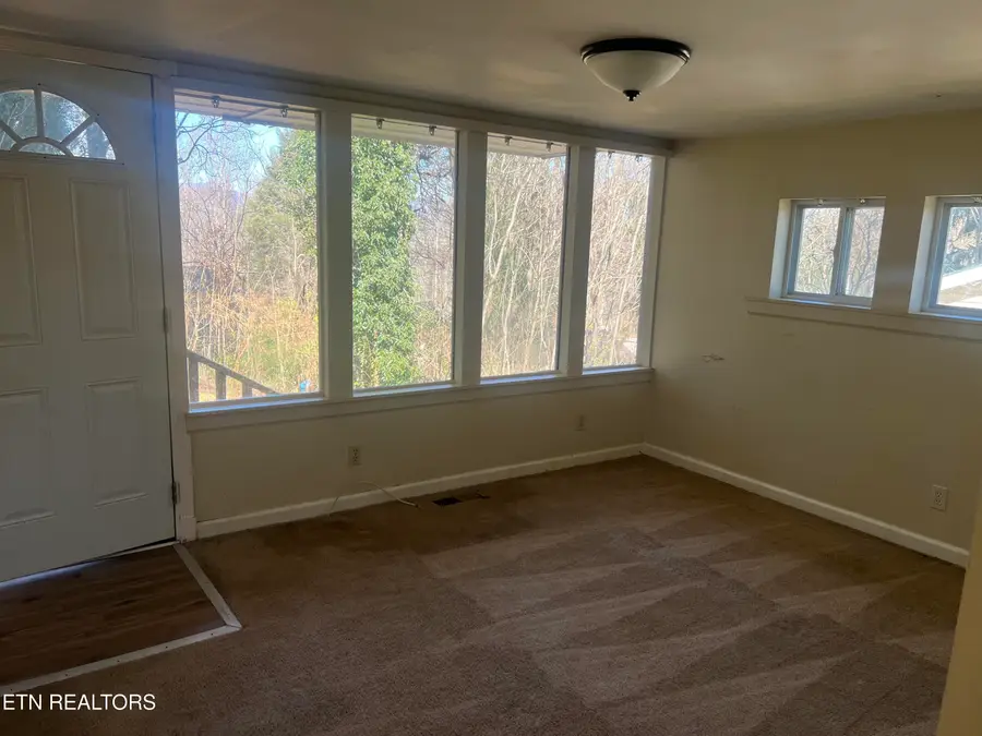 113 S Walker Lane, Oak Ridge, TN 37830 - Image #2