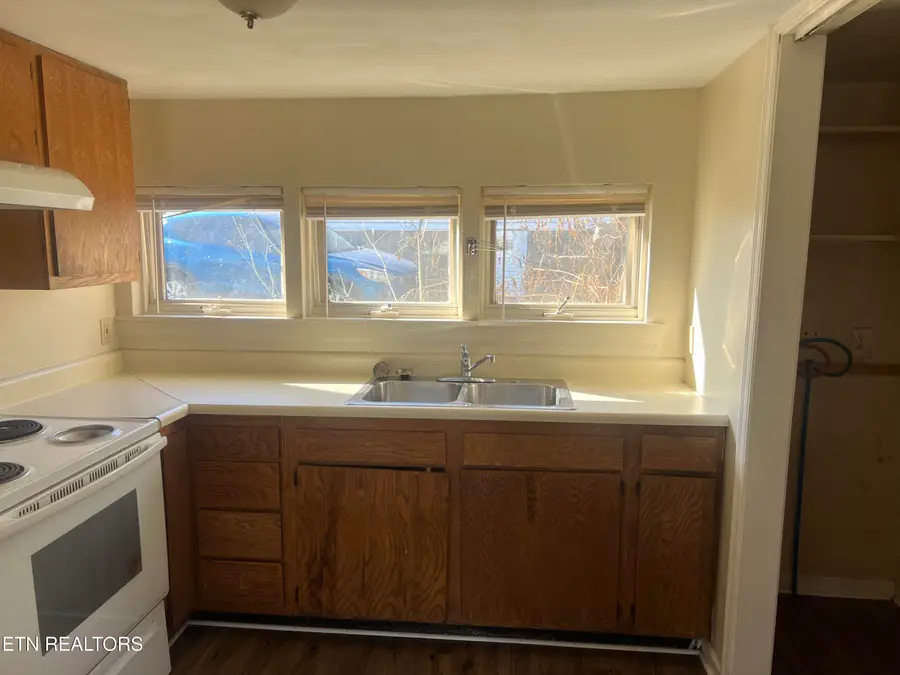 113 S Walker Lane, Oak Ridge, TN 37830 - Image #3