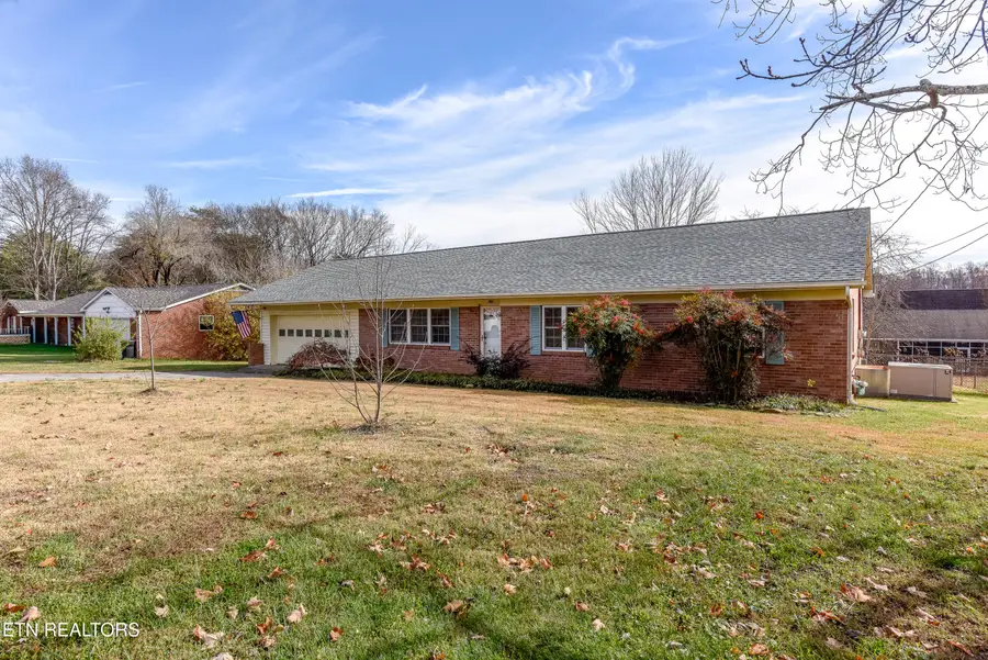 242 Fairview School Circle, Maryville, TN 37803 - Image #3