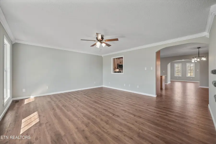 252 Perkins Lane, Jacksboro, TN 37757 - Image #3