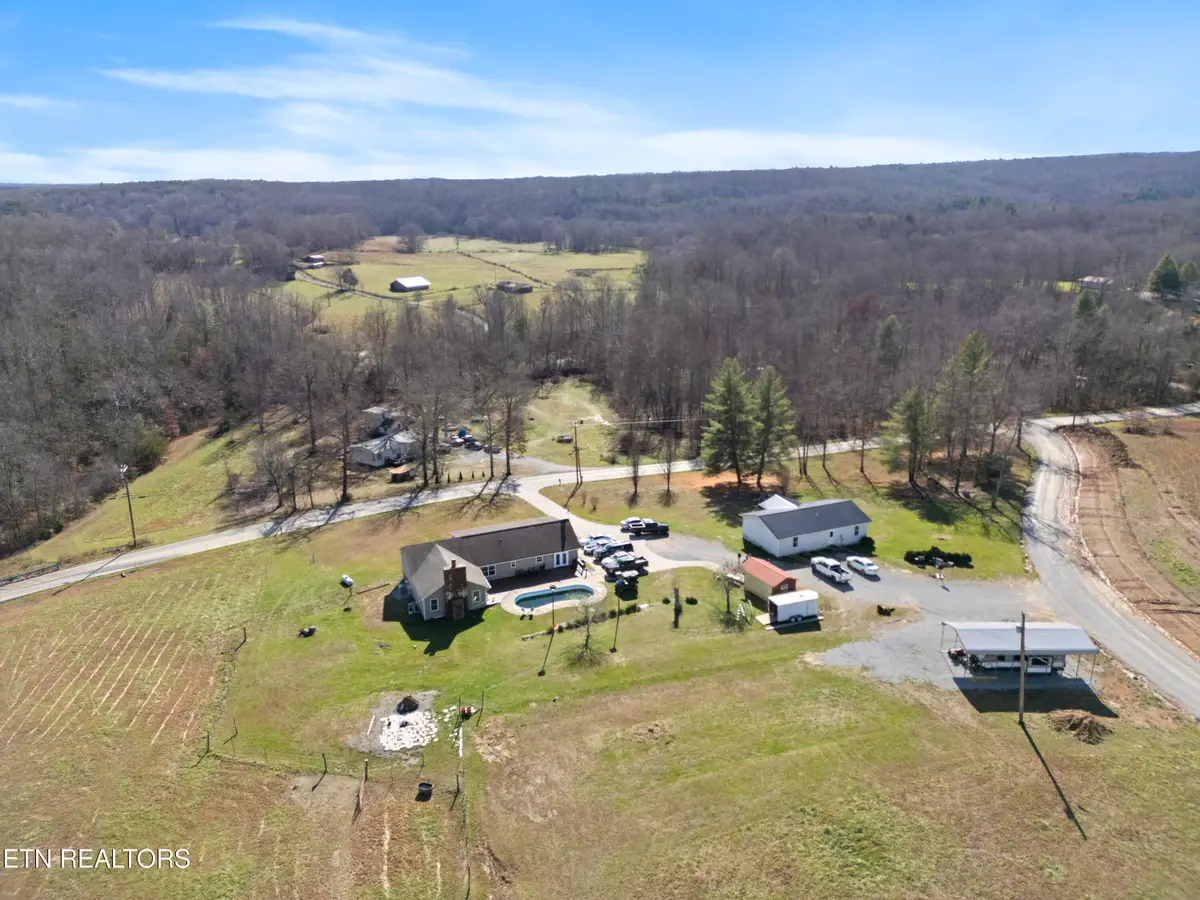 10389 Summer City Rd, Spring City, TN 37381 - #1