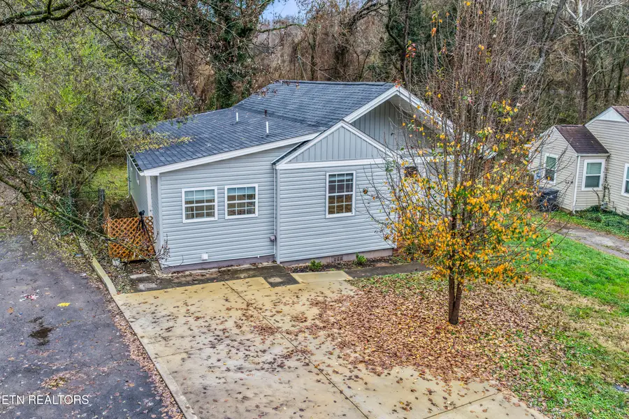 204 N Bellemeade Ave, Knoxville, TN 37919 - Image #2