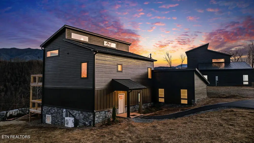 650 Ridge Top Loop, Gatlinburg, TN 37738 - Image #1