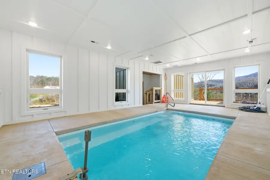 650 Ridge Top Loop, Gatlinburg, TN 37738 - Image #3