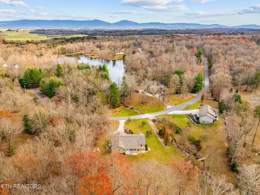 232 Grassland Rd, Crossville, TN 38572 - Image #2